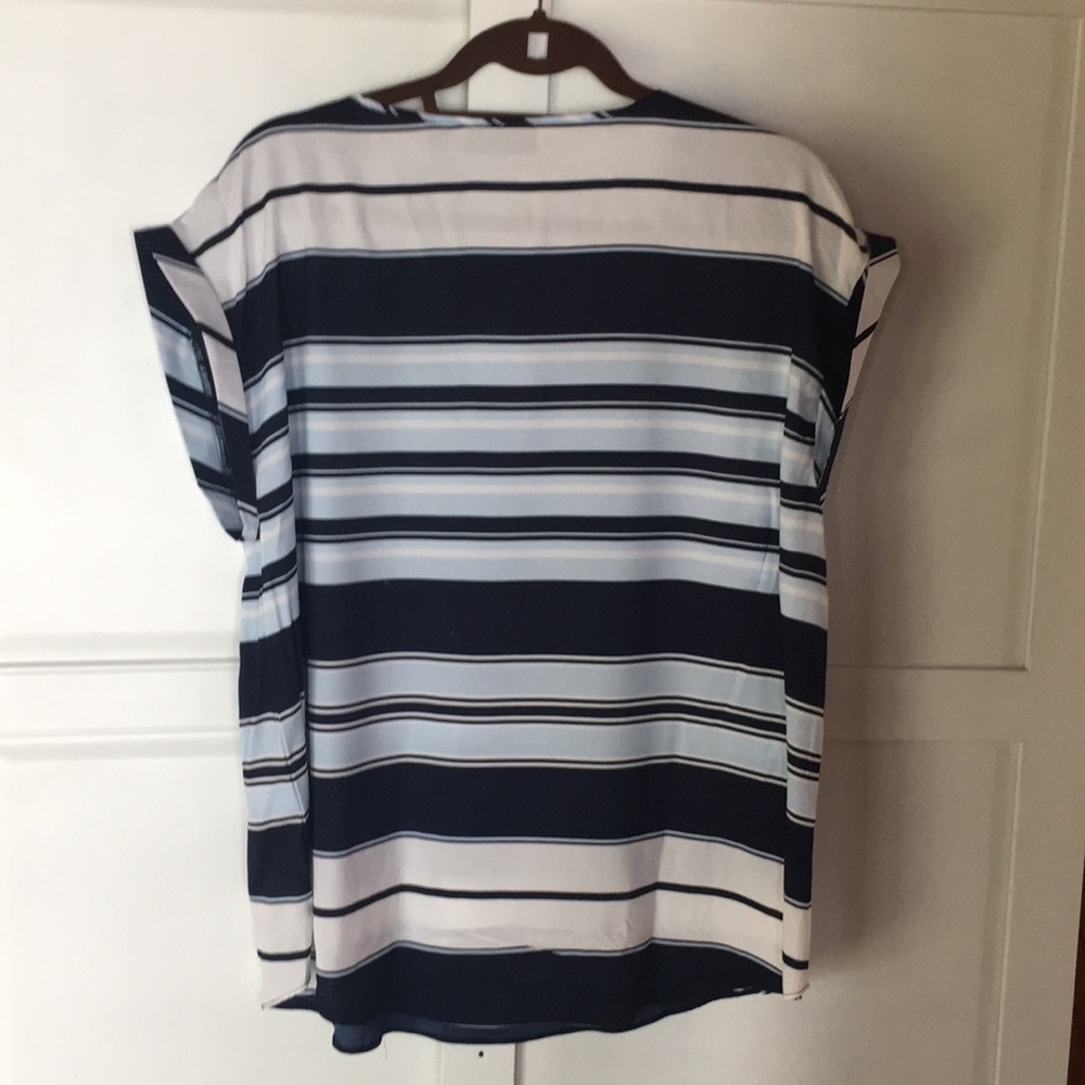 Cute Striped Top by New York & Company Size L - Picture 4 of 8